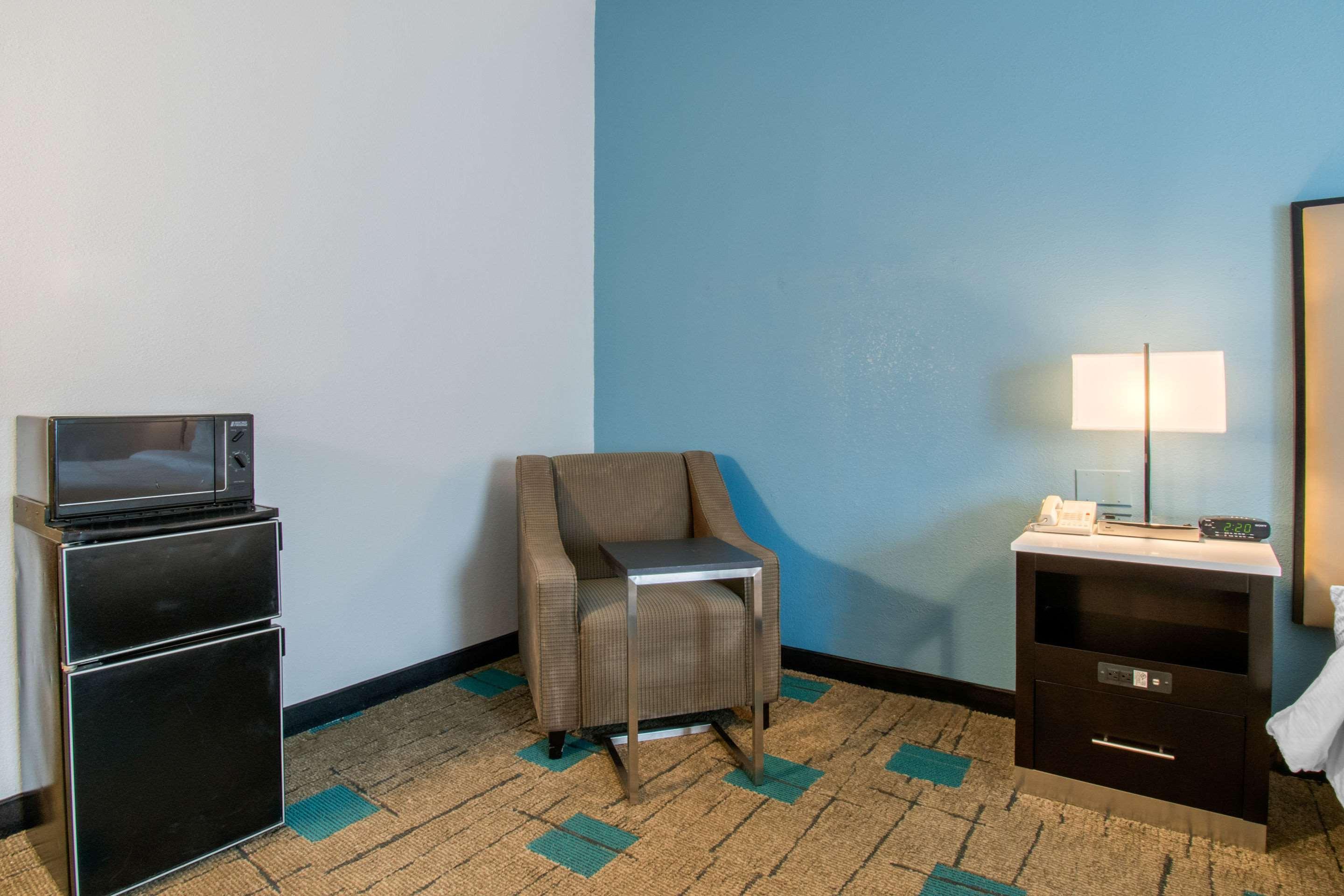Hawthorn Extended Stay By Wyndham Chambersburg Exterior foto