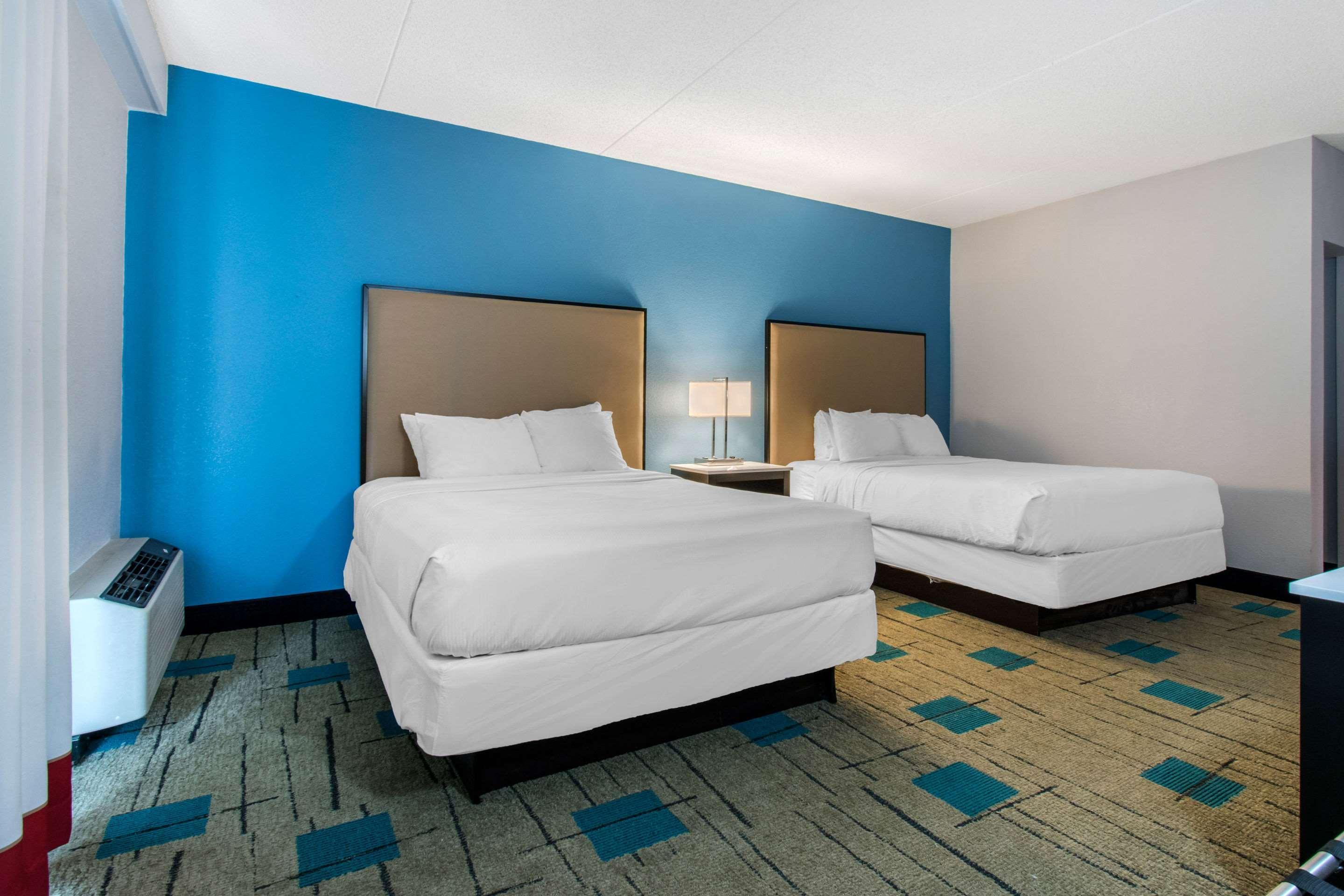 Hawthorn Extended Stay By Wyndham Chambersburg Exterior foto
