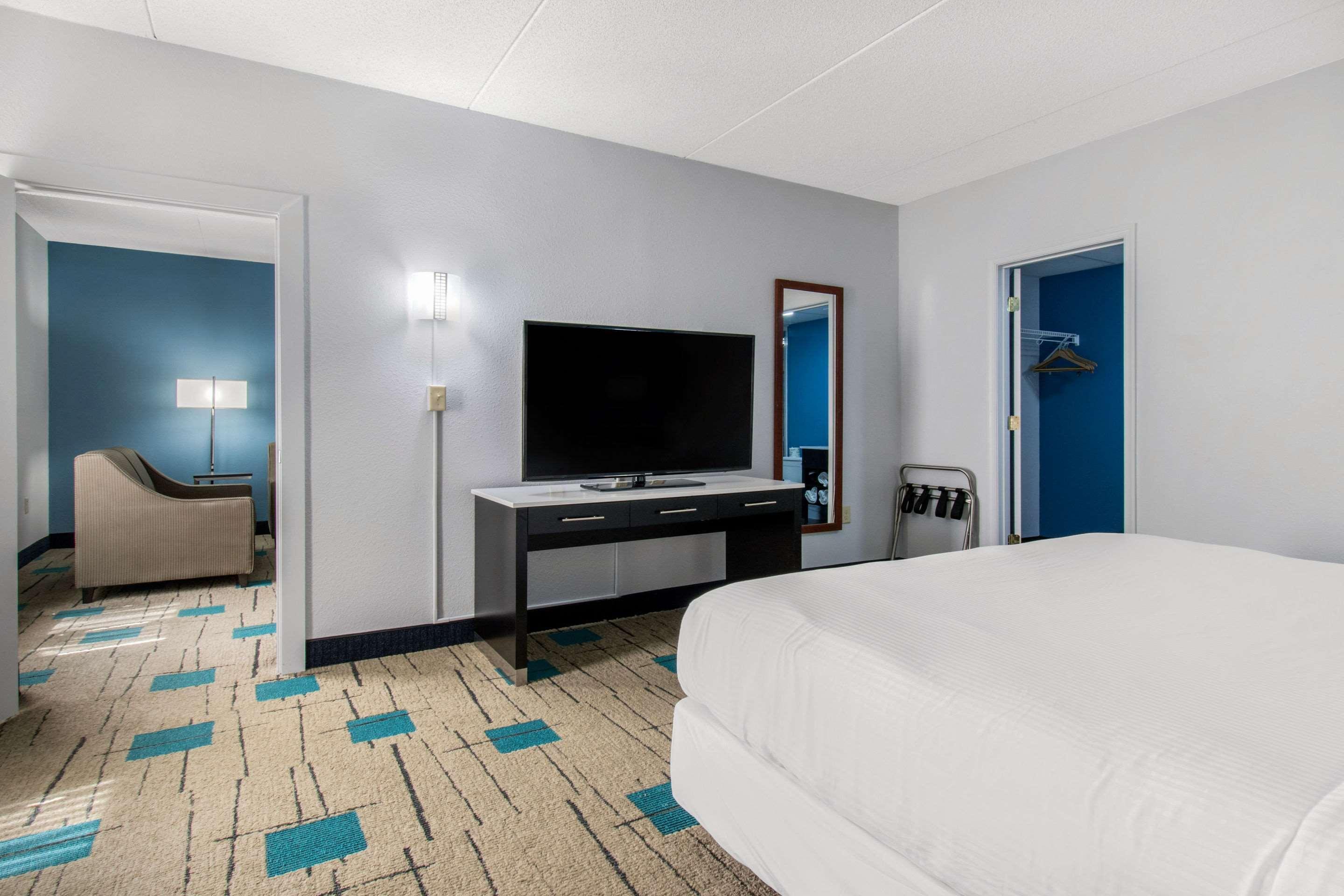 Hawthorn Extended Stay By Wyndham Chambersburg Exterior foto