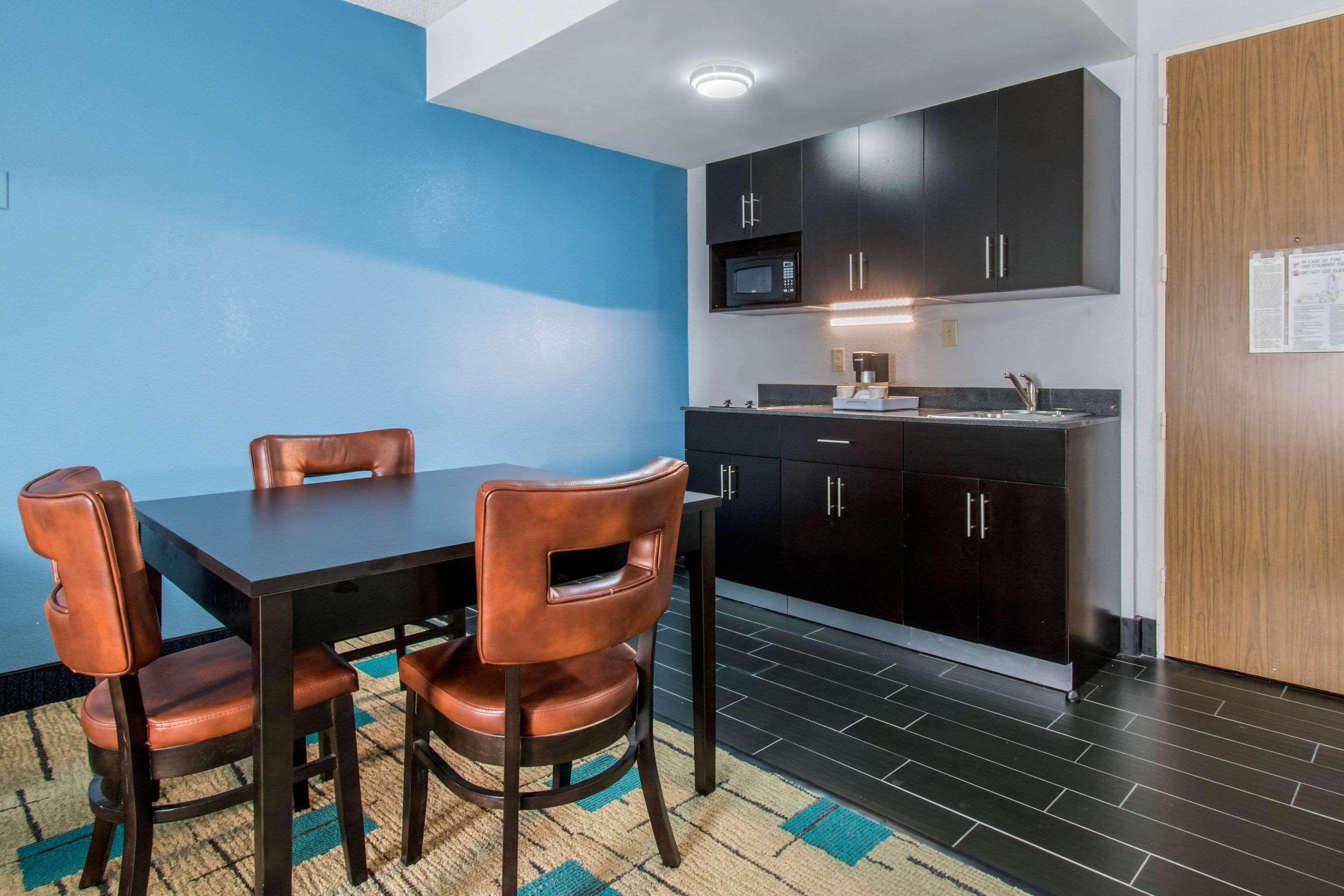 Hawthorn Extended Stay By Wyndham Chambersburg Exterior foto