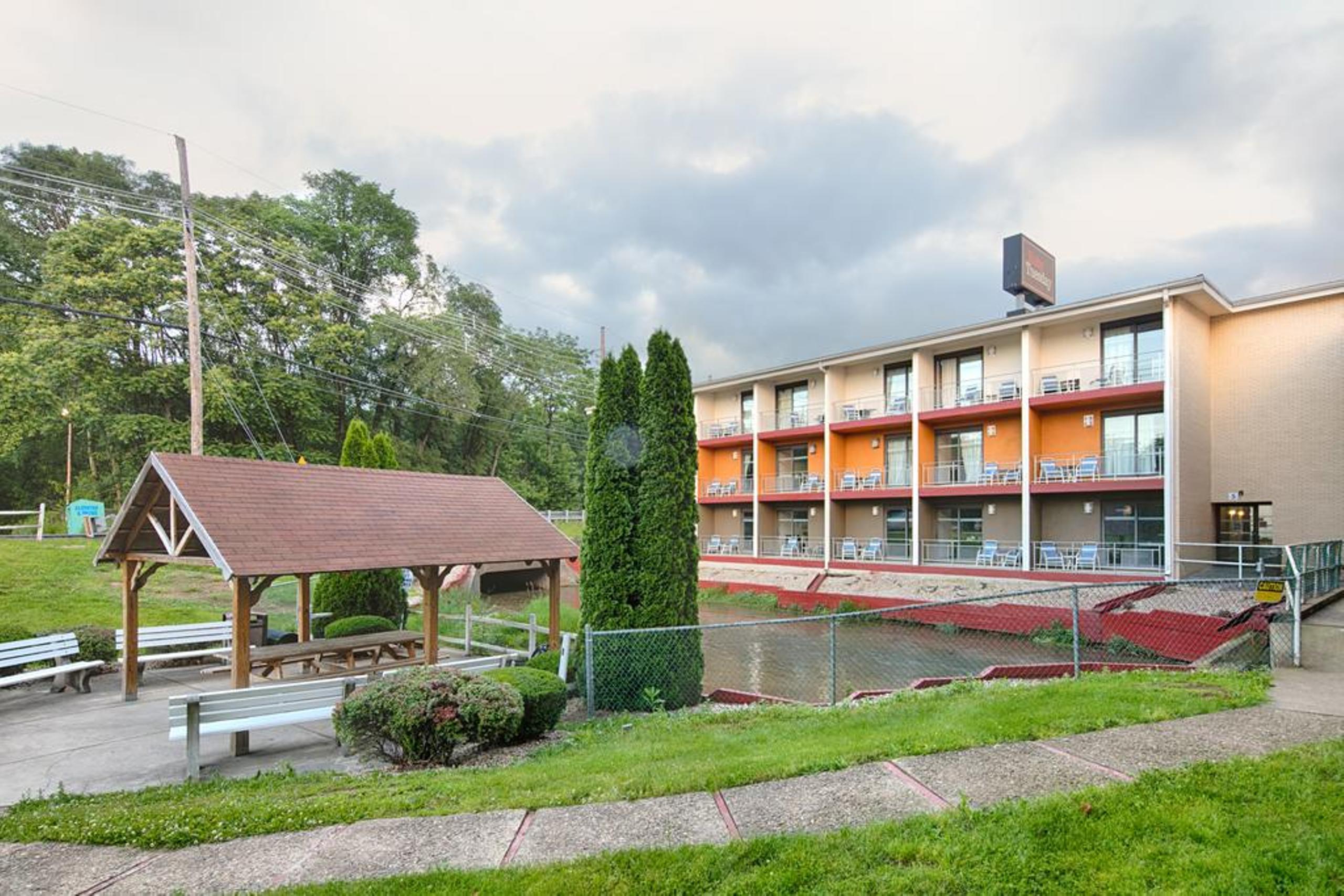 Hawthorn Extended Stay By Wyndham Chambersburg Exterior foto